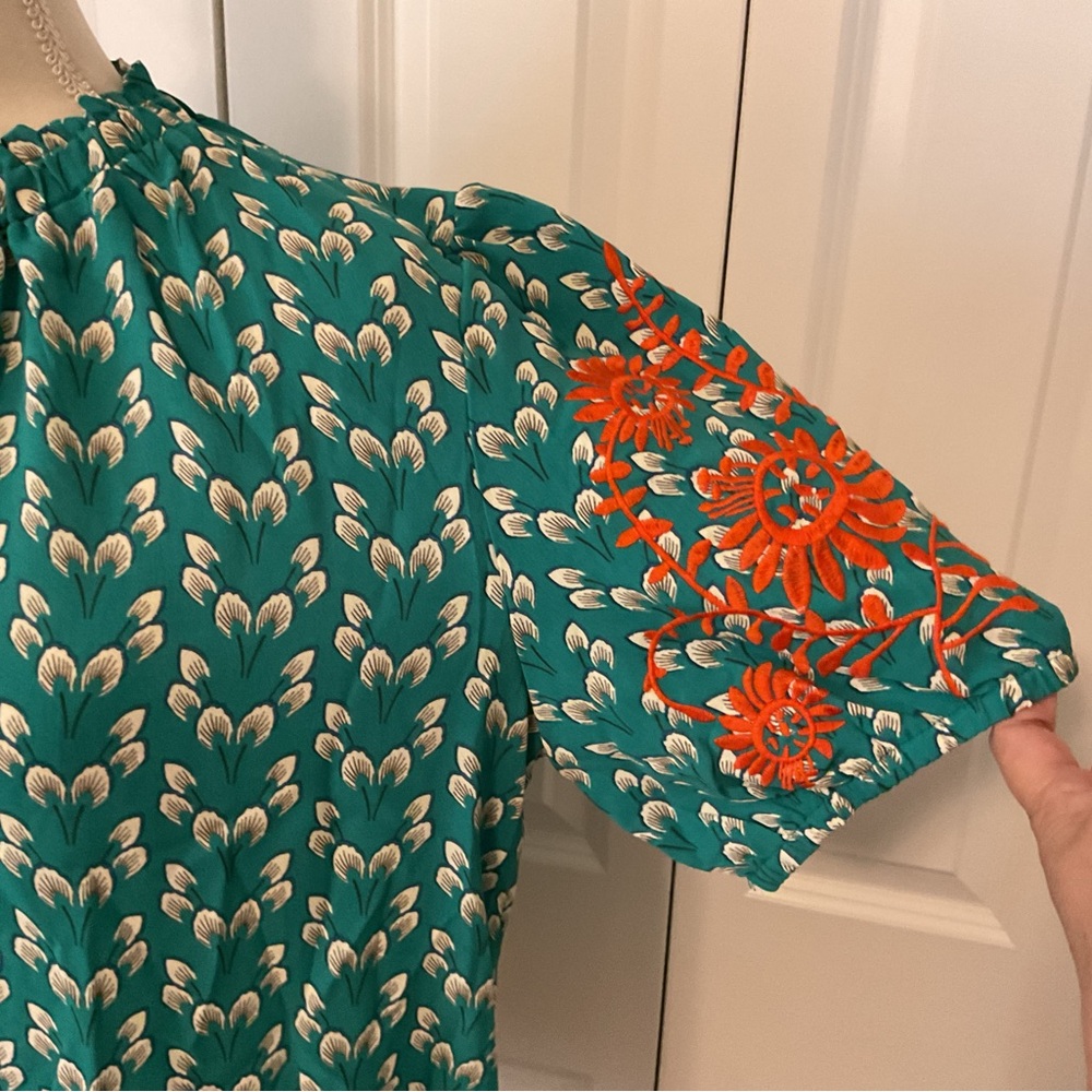 SHEIN Green Floral Blouse - Picture 8 of 15